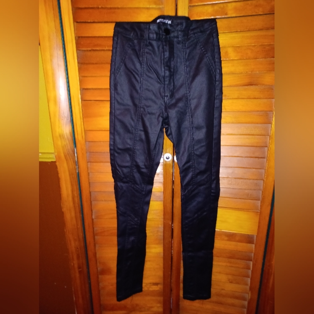 Pretty Little Thing Jeans Size 4